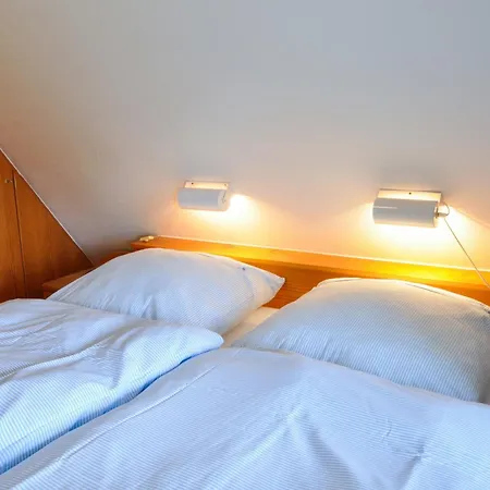 Haus Karoline Jule * Utersum