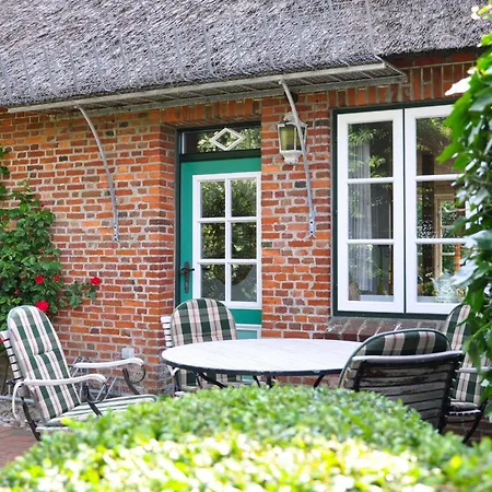 Haus Karoline Jule Apartment