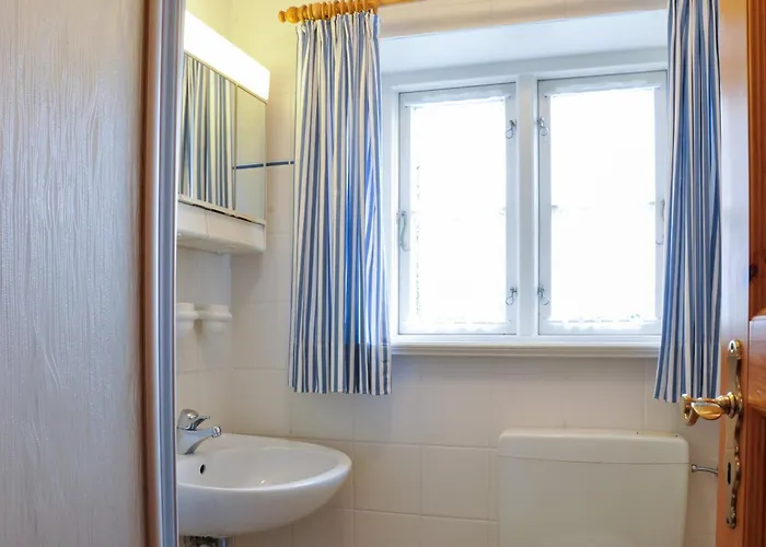 Apartment Haus Karoline Jule Utersum